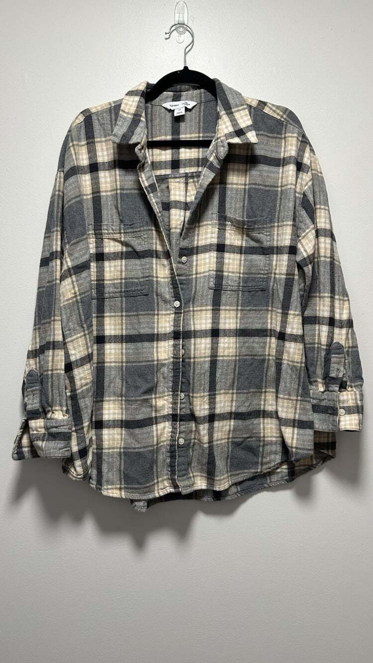 Old Navy Women's 2XL Beige and Gray Flannel Button-Up Shirt